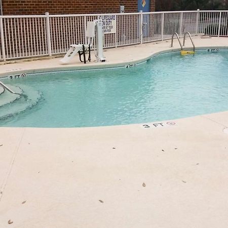 Motel 6 Myrtle Beach Exterior photo